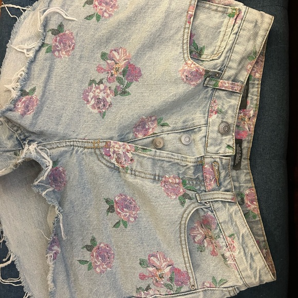wild fable Pants - Wild Fable Floral Print Denim Shorts